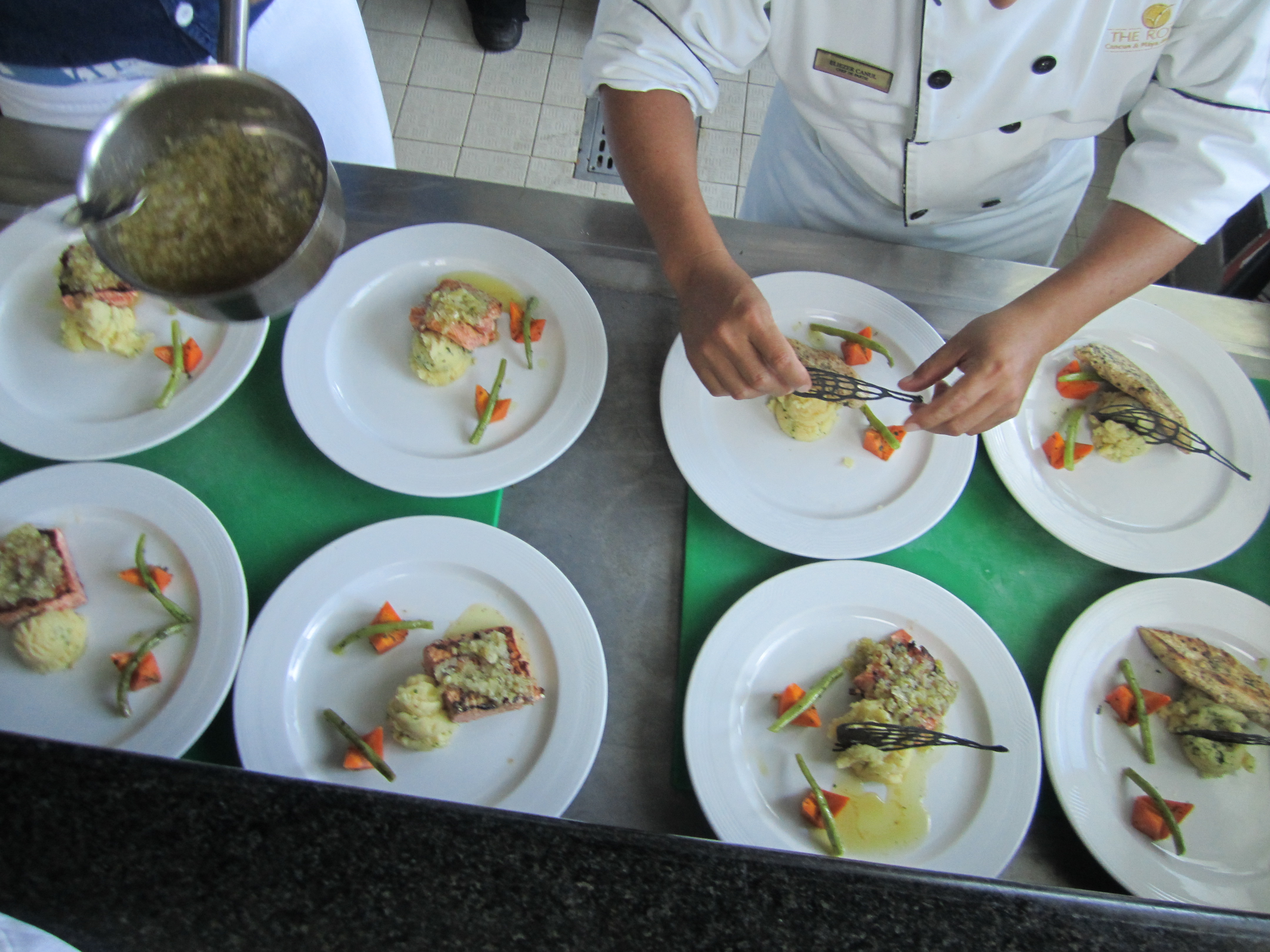 Salmon with a tropical butter sauce Salmon with a tropical butter sauce