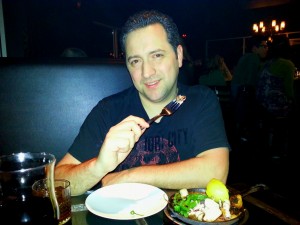 Arc tom with Food