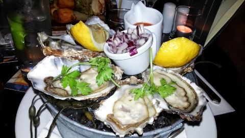 Ireland Dublin Tradditional Bank ousters1