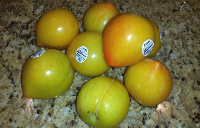 Lemon Plum, mostly unrippened