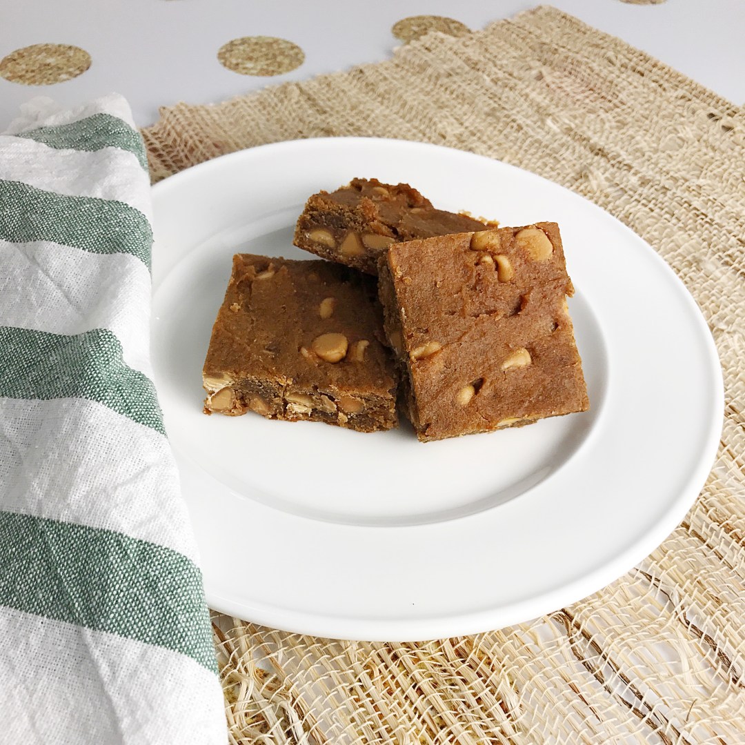 chickpea peanut butter blondies